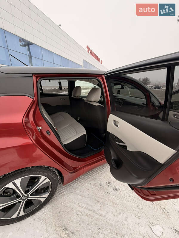Хэтчбек Nissan Leaf 2019 в Одессе