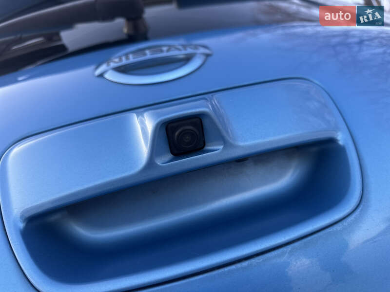 Хэтчбек Nissan Leaf 2014 в Умани
