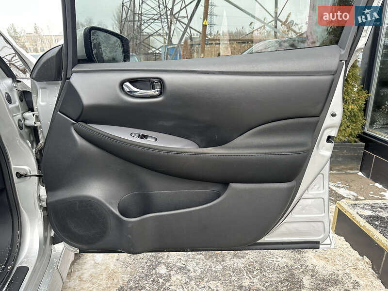 Хэтчбек Nissan Leaf 2024 в Харькове фото 24 Хэтчбек Nissan Leaf 2024 в Харькове