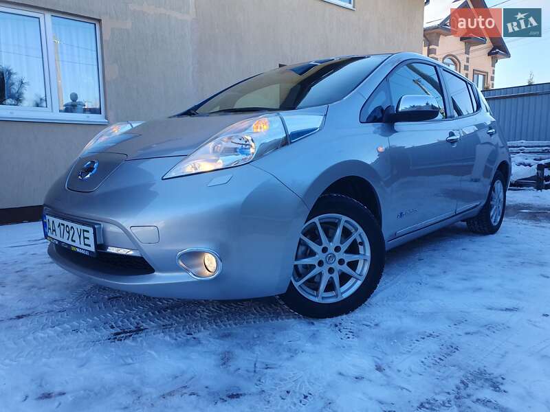 Хэтчбек Nissan Leaf 2013 в Горе фото 23 Хэтчбек Nissan Leaf 2013 в Горе