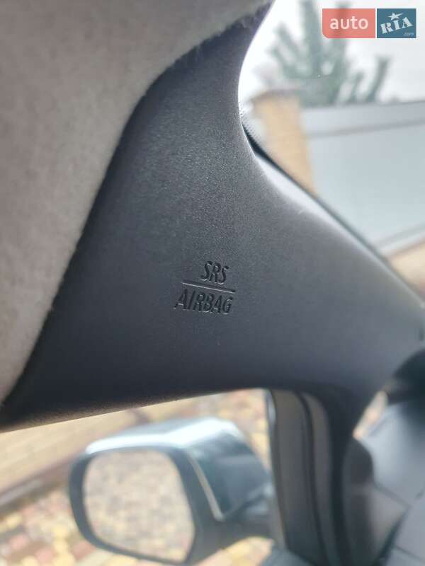 Хэтчбек Nissan Leaf 2013 в Горе фото 93 Хэтчбек Nissan Leaf 2013 в Горе