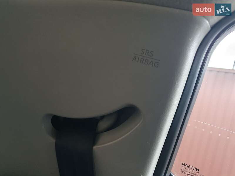 Хэтчбек Nissan Leaf 2013 в Горе фото 95 Хэтчбек Nissan Leaf 2013 в Горе