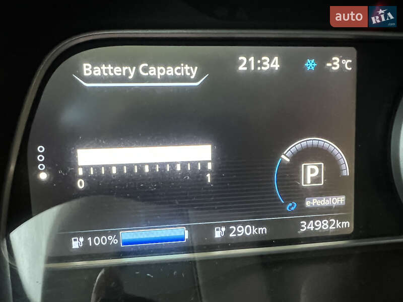 Хетчбек Nissan Leaf 2020 в Чернігові