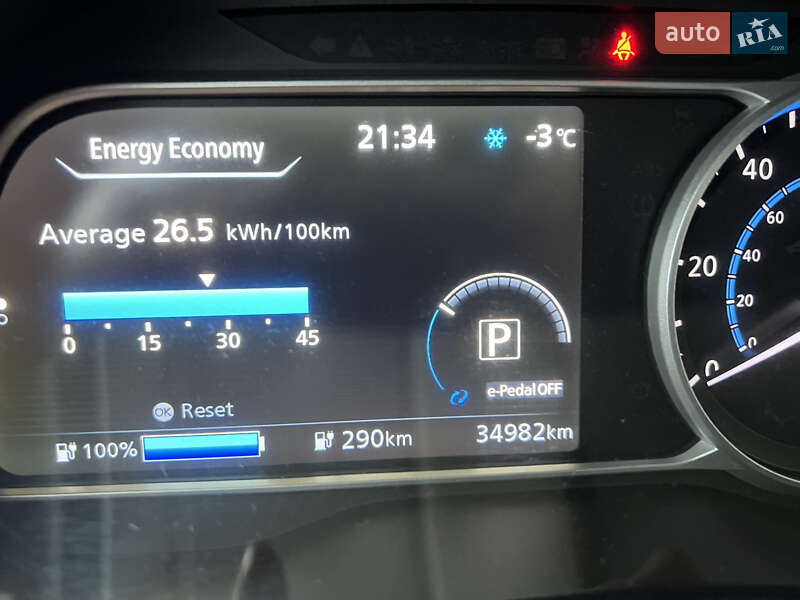 Хетчбек Nissan Leaf 2020 в Чернігові