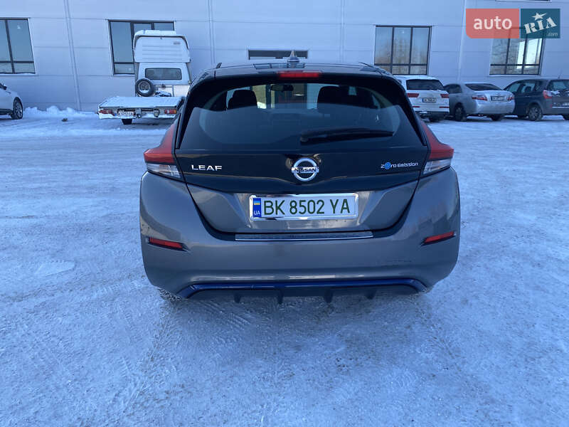 Хэтчбек Nissan Leaf 2018 в Ровно фото 3 Хэтчбек Nissan Leaf 2018 в Ровно