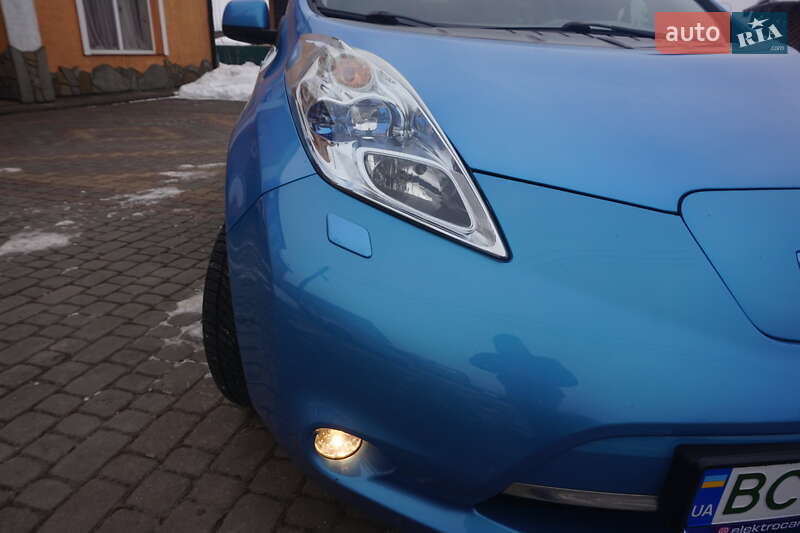 Хэтчбек Nissan Leaf 2011 в Самборе фото 24 Хэтчбек Nissan Leaf 2011 в Самборе