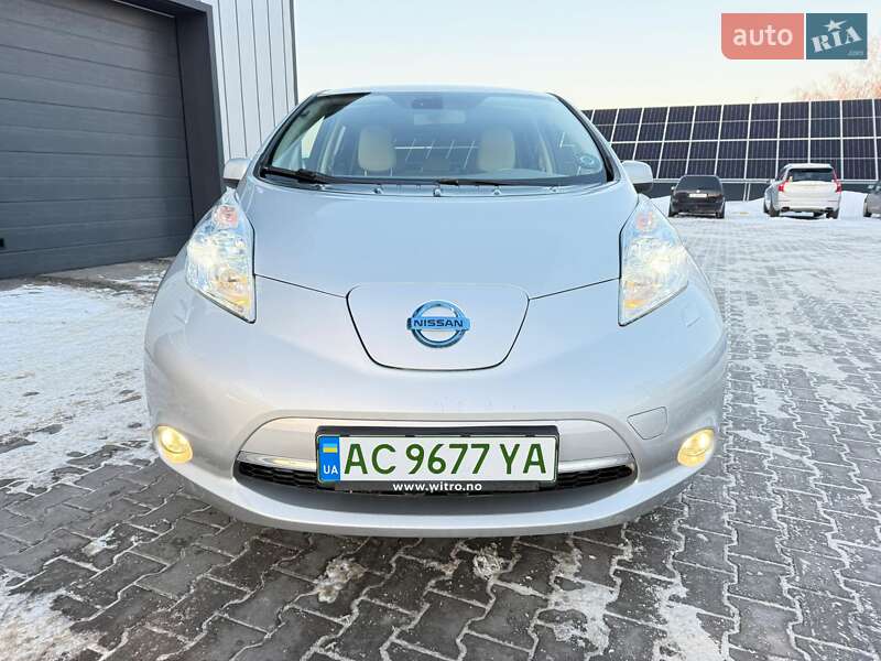 Хэтчбек Nissan Leaf 2012 в Владимире фото 74 Хэтчбек Nissan Leaf 2012 в Владимире