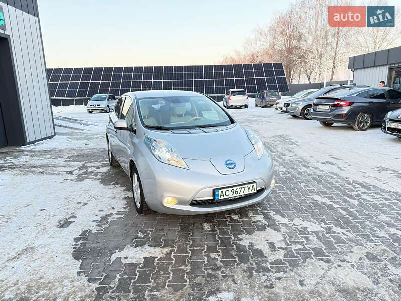 Хэтчбек Nissan Leaf 2012 в Владимире фото 95 Хэтчбек Nissan Leaf 2012 в Владимире