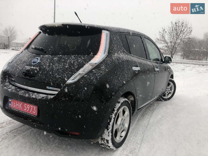 Хэтчбек Nissan Leaf 2014 в Казатине