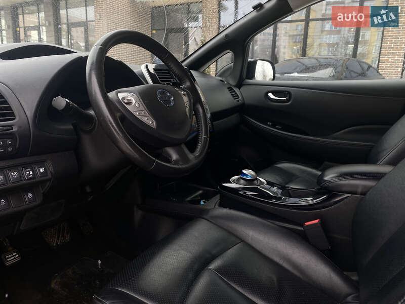 Хэтчбек Nissan Leaf 2015 в Ивано-Франковске фото 10 Хэтчбек Nissan Leaf 2015 в Ивано-Франковске