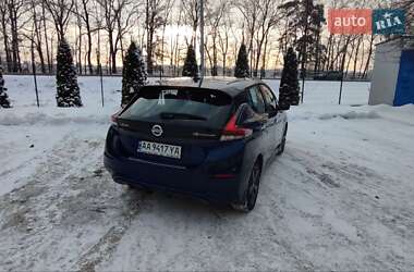 Хетчбек Nissan Leaf 2018 в Білогородці
