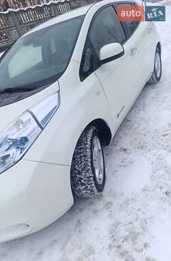 Хетчбек Nissan Leaf 2012 в Костопілі
