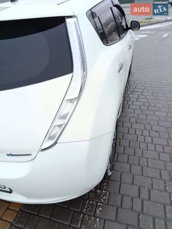 Хэтчбек Nissan Leaf 2016 в Одессе фото 19 Хэтчбек Nissan Leaf 2016 в Одессе