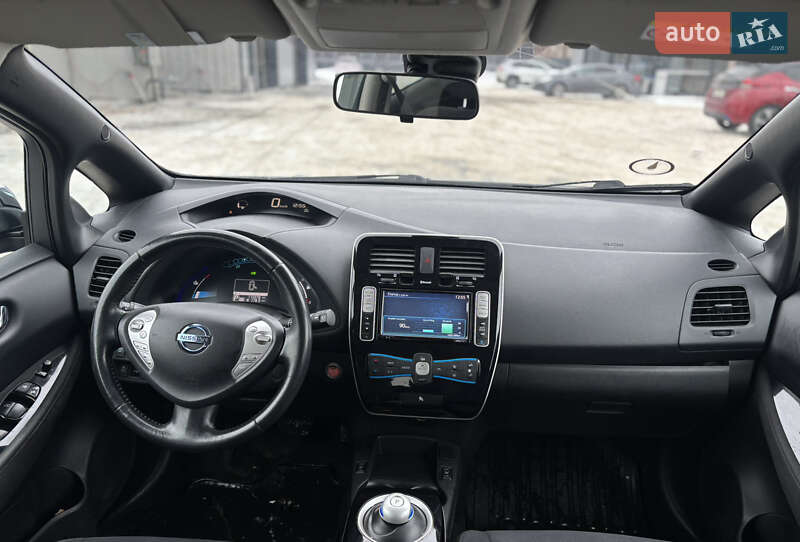 Хетчбек Nissan Leaf 2014 в Володимирі
