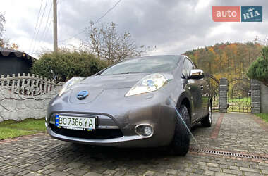 Хэтчбек Nissan Leaf 2014 в Львове