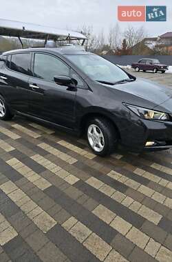 Хетчбек Nissan Leaf 2021 в Сваляві