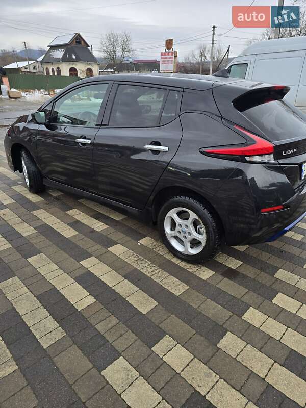 Хэтчбек Nissan Leaf 2021 в Сваляве фото 3 Хэтчбек Nissan Leaf 2021 в Сваляве