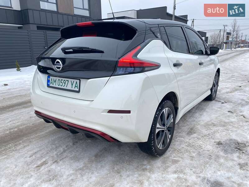 Хэтчбек Nissan Leaf 2020 в Софиевской Борщаговке фото 5 Хэтчбек Nissan Leaf 2020 в Софиевской Борщаговке