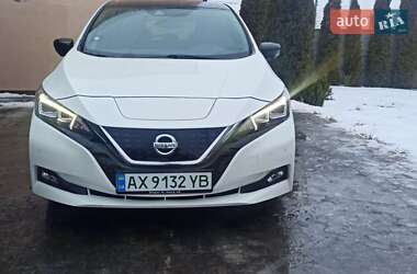 Хэтчбек Nissan Leaf 2018 в Песочине
