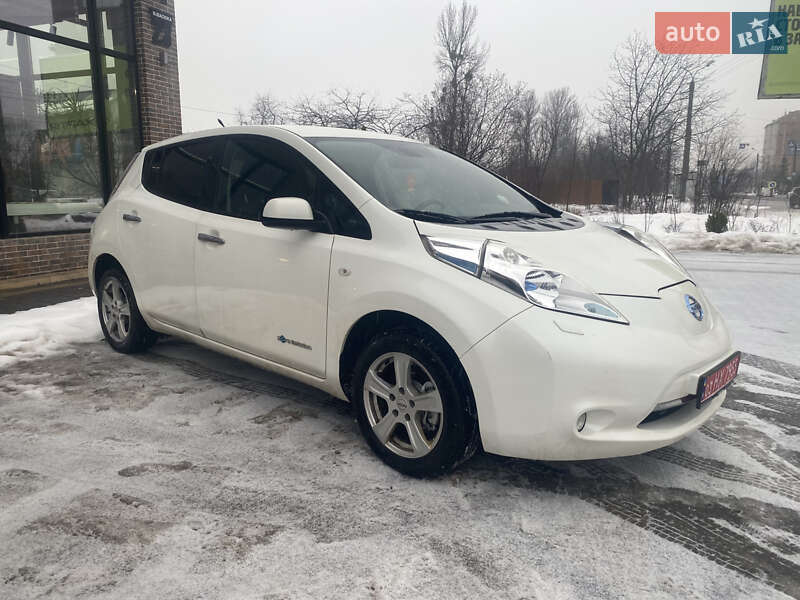 Хэтчбек Nissan Leaf 2013 в Ивано-Франковске фото 5 Хэтчбек Nissan Leaf 2013 в Ивано-Франковске
