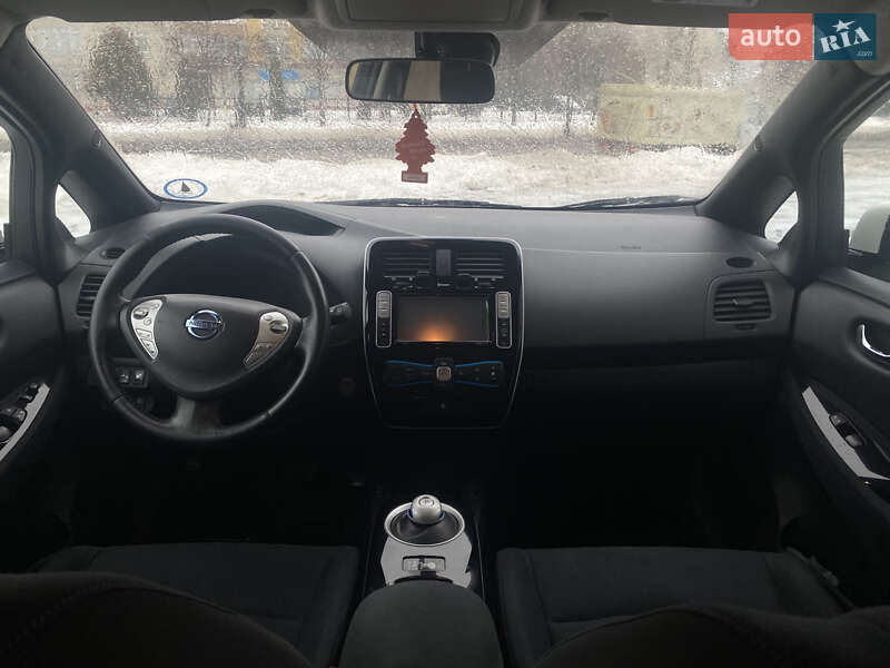 Хэтчбек Nissan Leaf 2013 в Ивано-Франковске фото 8 Хэтчбек Nissan Leaf 2013 в Ивано-Франковске
