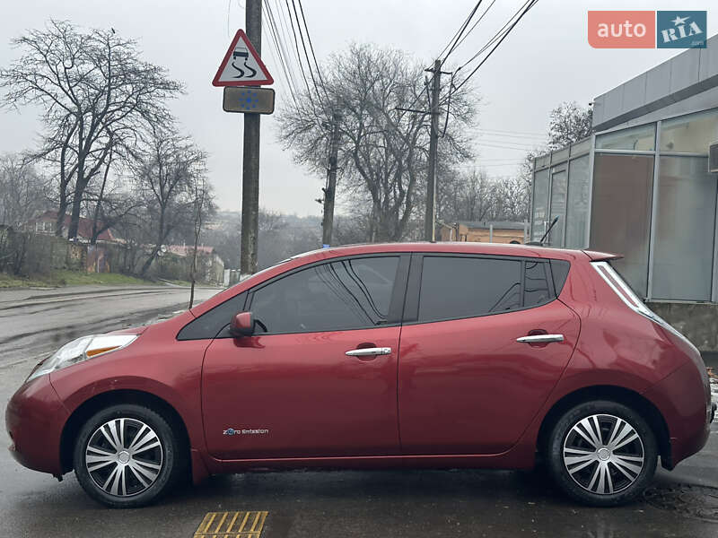 Хетчбек Nissan Leaf 2013 в Одесі