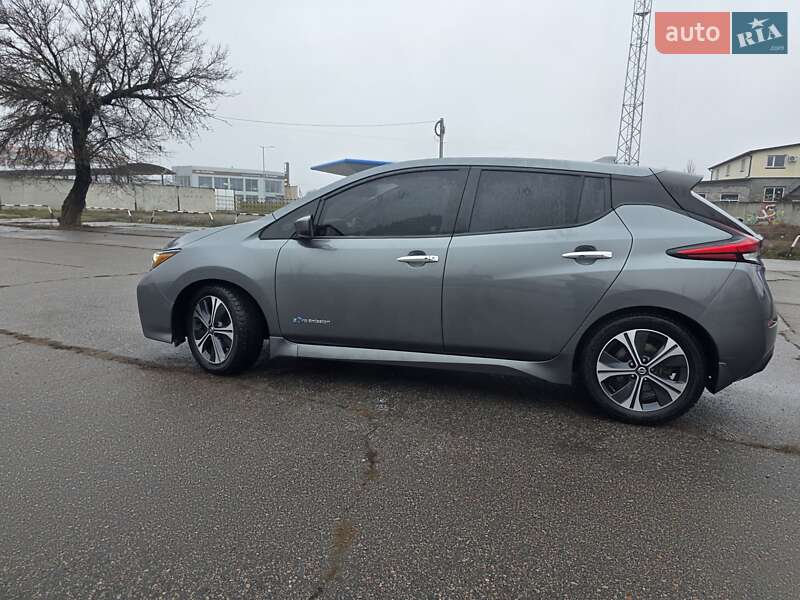 Хетчбек Nissan Leaf 2018 в Кременчуці фото 9 Хетчбек Nissan Leaf 2018 в Кременчуці