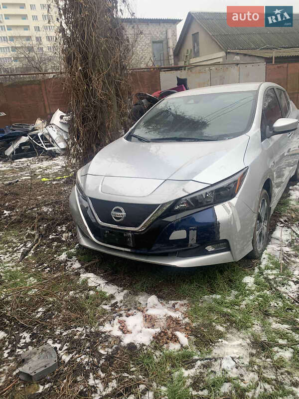 Хетчбек Nissan Leaf 2021 в Одесі
