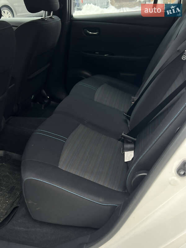 Хетчбек Nissan Leaf 2020 в Самборі