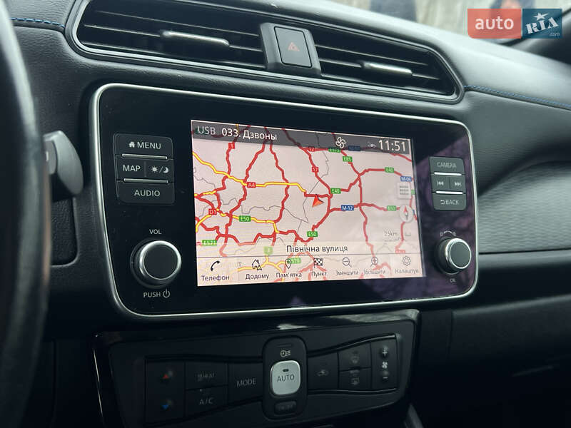 Хетчбек Nissan Leaf 2020 в Самборі