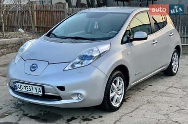 Хэтчбек Nissan Leaf 2011 в Гнивани