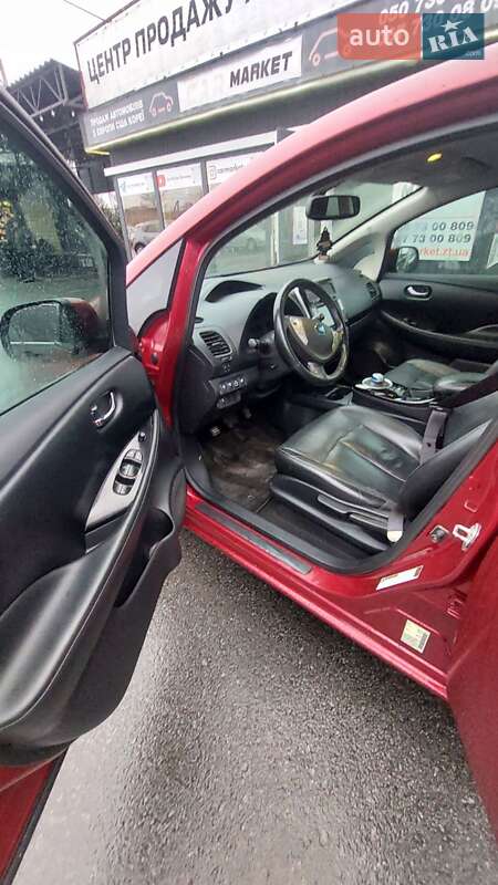 Хетчбек Nissan Leaf 2015 в Житомирі фото 18 Хетчбек Nissan Leaf 2015 в Житомирі