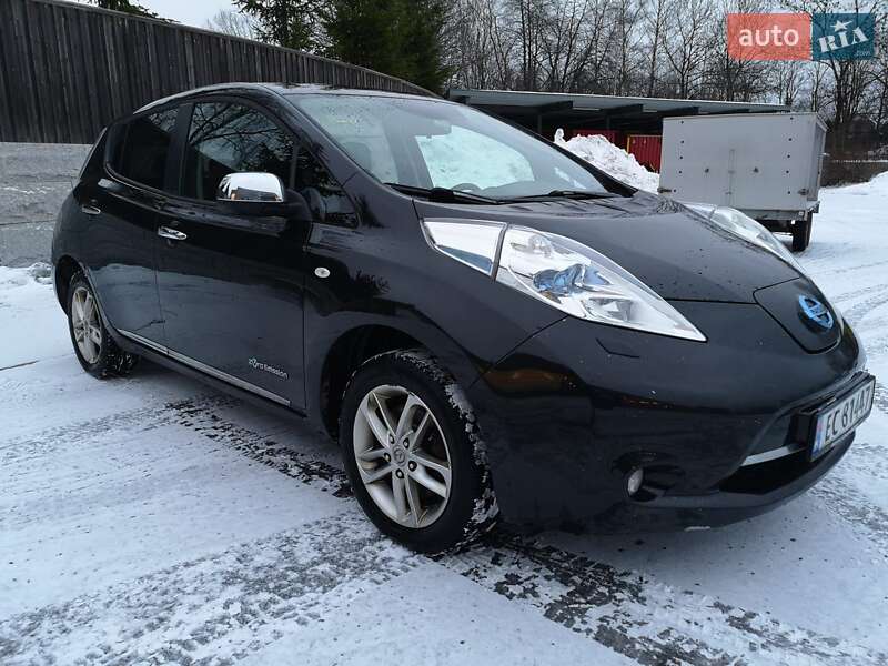Хэтчбек Nissan Leaf 2014 в Луцке фото Хэтчбек Nissan Leaf 2014 в Луцке