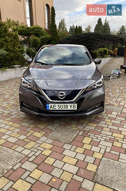 Хетчбек Nissan Leaf 2021 в Дніпрі