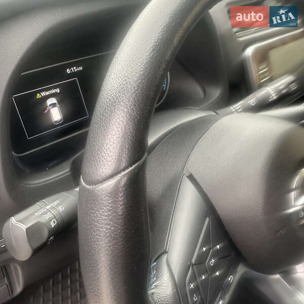 Хэтчбек Nissan Leaf 2023 в Тернополе