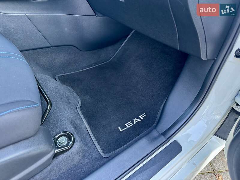 Хетчбек Nissan Leaf 2019 в Дрогобичі