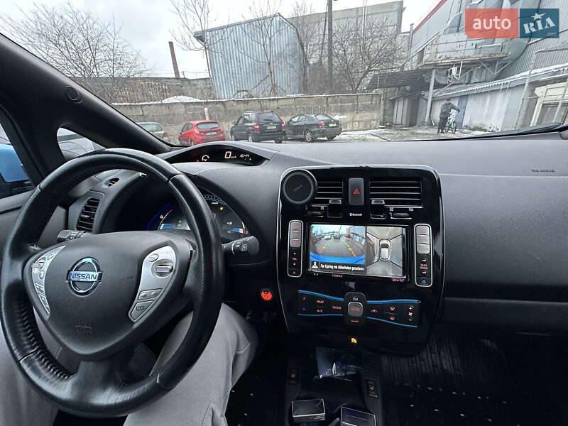Хэтчбек Nissan Leaf 2013 в Одессе