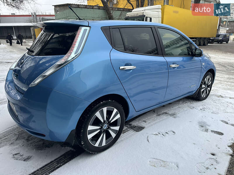 Хэтчбек Nissan Leaf 2013 в Одессе