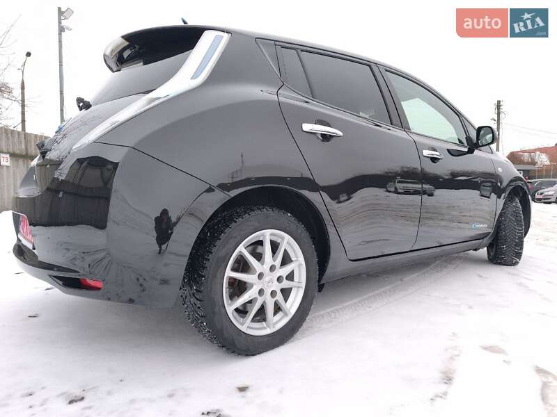 Хетчбек Nissan Leaf 2014 в Луцьку
