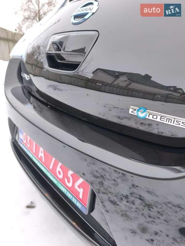 Хетчбек Nissan Leaf 2014 в Луцьку