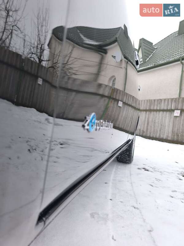 Хетчбек Nissan Leaf 2014 в Луцьку