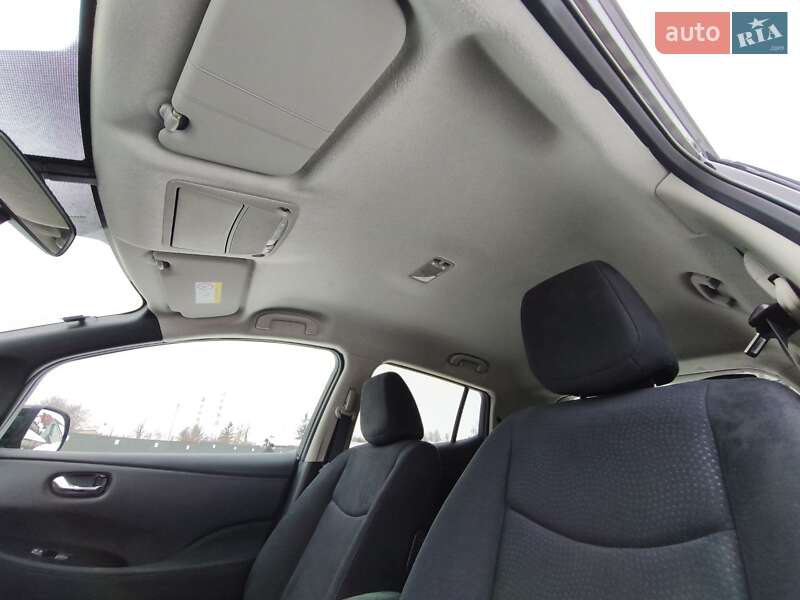 Хетчбек Nissan Leaf 2014 в Луцьку