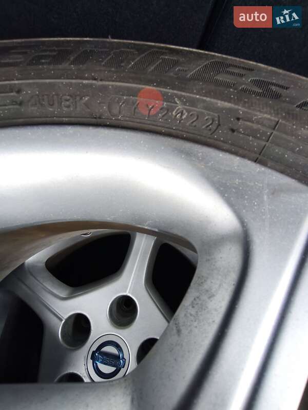 Хетчбек Nissan Leaf 2014 в Луцьку