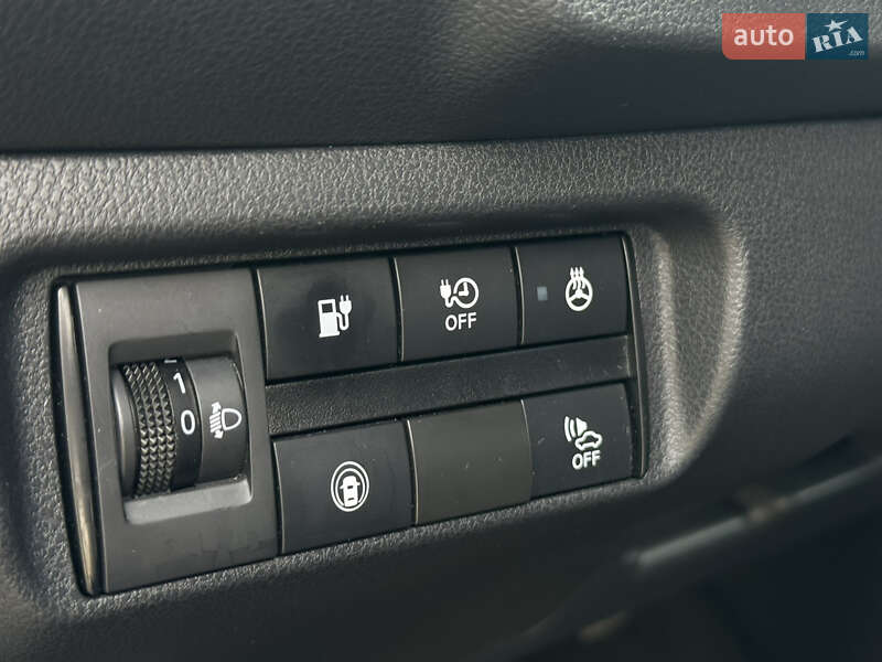 Хэтчбек Nissan Leaf 2019 в Киеве