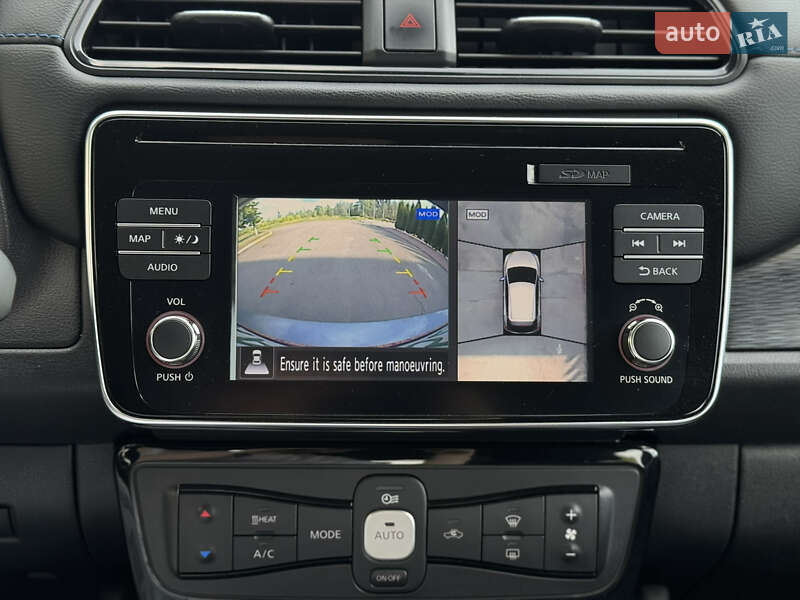 Хэтчбек Nissan Leaf 2019 в Киеве