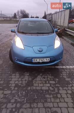 Хэтчбек Nissan Leaf 2013 в Каменец-Подольском
