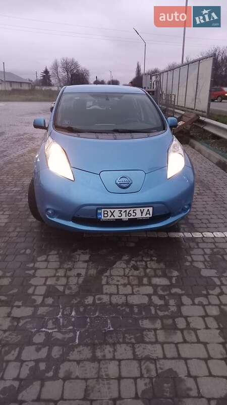 Хэтчбек Nissan Leaf 2013 в Каменец-Подольском фото 8 Хэтчбек Nissan Leaf 2013 в Каменец-Подольском
