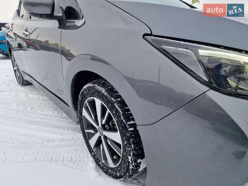Хэтчбек Nissan Leaf 2019 в Виннице