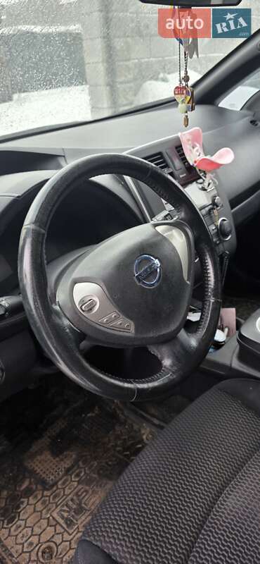 Хетчбек Nissan Leaf 2013 в Києві фото 14 Хетчбек Nissan Leaf 2013 в Києві