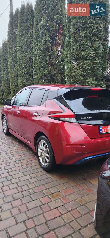 Хетчбек Nissan Leaf 2018 в Рівному
